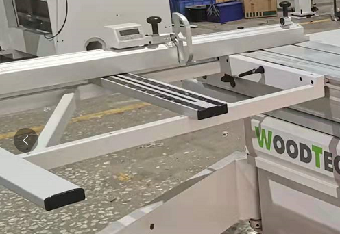 formatno-raskroechnyy-stanok-woodtec-ps-45s-pro-6-1.png