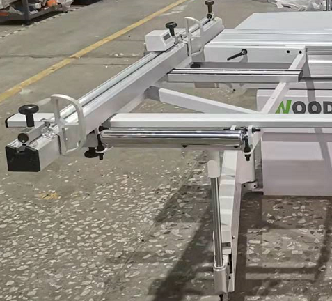 formatno-raskroechnyy-stanok-woodtec-ps-45s-pro-6.png